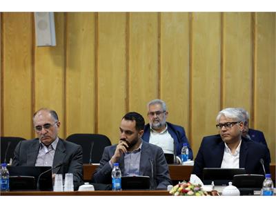 نشست مشترک وزیر ارتباطات و رئیس‌ سازمان برنامه و بودجه با فعالان حوزه اقتصاد دیجیتال