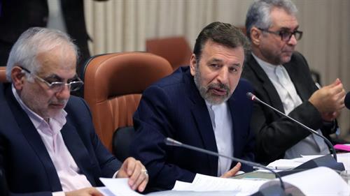 دکتر واعظی: ایجاد بازار دایم برای صادرکنندگان محصولات
