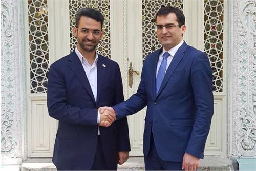 آذری جهرمی به ارمنستان سفر کرد