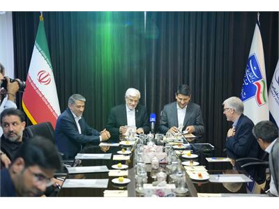 بازدید معاون اول رییس جمهور از سازمان فضایی ایران