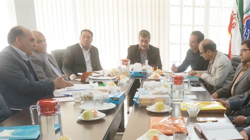 نوزدهمین نشست هم اندیشی دستگاههای خدمات رسان پیشخوان دولت استان یزد برگزارشد