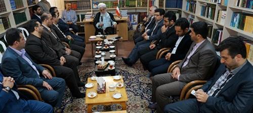 نماینده ولی فقیه در گیلان: قله های علم را باید فتح کنیم