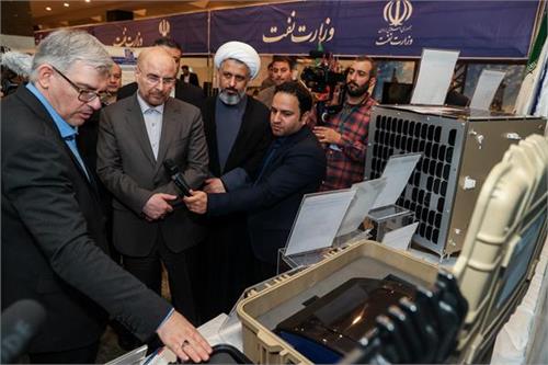 بازدید رئیس مجلس از دستاوردهای وزارت ارتباطات و فناوری اطلاعات