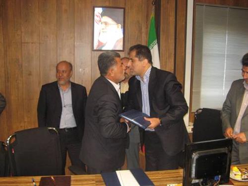 امضای قرارداد اجرایی پروژه تحقیقاتی مابین پژوهشگاه ارتباطات و فناوری اطلاعات و دانشگاه ارومیه به نظارت اداره کل ارتباطات و فناوری اطلاعات استان آذربایجان غربی