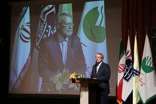 رئیس مجلس شورای اسلامی: نوآوری در ارائه خدمات پستی نقش مهمی در توسعه ی کشور دارد