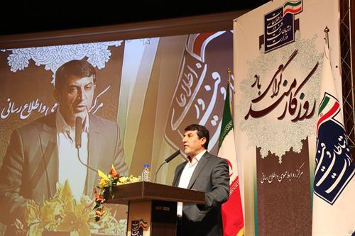 معاون توسعه مدیریت، هماهنگی وامور پشتیبانی:  توجه به نیروی انسانی در جهت رشد و شکوفایی اقتصادی کشور الزامی است