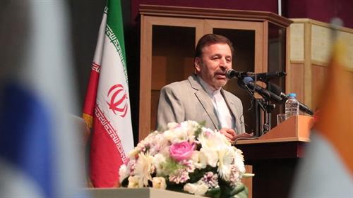 وزیر ارتباطات از افزایش سه برابری بازار فاوا خبر داد/ پیام اقتصاد مقاومتی، افزایش توانمندی های علمی و فنی است