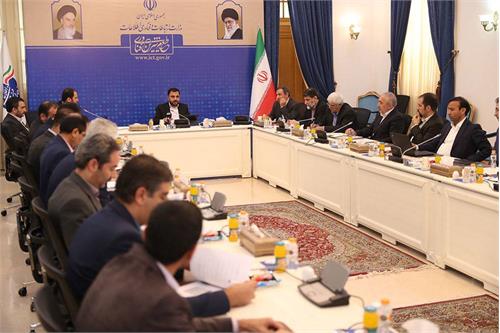 پروژه فیبر نوری منازل و کسب و کارها  تا اتصال آخرین ساختمان در کشور ادامه خواهد داشت/ امضای تفاهم نامه تامین مالی پروژه با پست بانک / تا پایان سال هشت میلیون خانوار تحت پوشش قرار خواهند گرفت