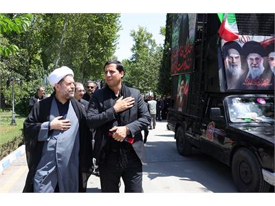 گردهمایی بزرگ عاشورائیان خانواده ارتباطات