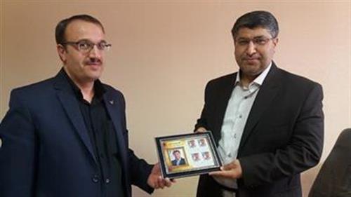 نماینده مردم اراک در مجلس شورای اسلامی: پست همیشه از نهادهای متعهد به روستاییان بوده است