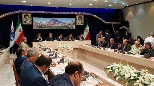 دکتر واعظی خبر داد: شرایط صادرات و فعالیت های تجاری توسط استان های مرزی فراهم است