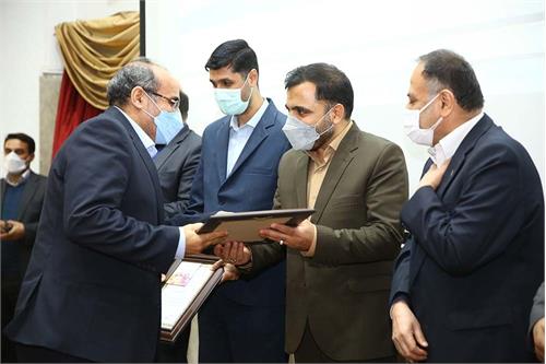 دولت سیزدهم به دنبال استفاده حداکثری از فناوری اطلاعات برای حل مشکلات کشور است/ دانشگاه باید پیشران حل مسائل کشور باشند