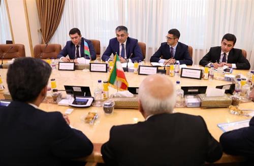 برای رفع چالش های استارت آپ ها برنامه داریم / همتای آذربایجانی: بزرگی نمایشگاه الکامپ سطح علمی بالای جوانان ایرانی را نشان می دهد