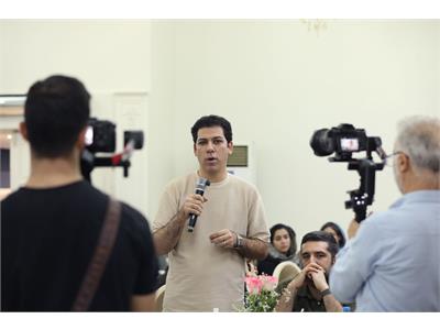 نشست صمیمانه وزیر ارتباطات و فناوری اطلاعات با اصحاب رسانه
