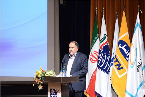 مدیر عامل ایرانسل: اعطای پروانه نسل سوم یک تحول اقتصادی برای کشور محسوب می شود