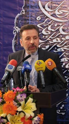 دکتر واعظی: تعامل دو جانبه دولت و ملت درسال 94/برتحقق همدلی و همزبانی دولت و ملت، وفادار هستیم
