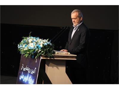 آئین رونمایی از پروژه فیبر نوری با حضور رئیس جمهور