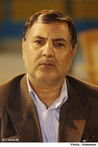 رئیس سازمان تنظیم مقررات و ارتباطات رادیویی خبر داد: ساماندهی بازار فعالیت های پستی