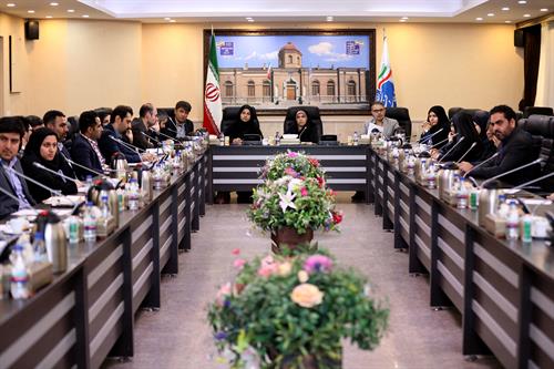 آینده روشن بدون جوانان معنایی ندارد