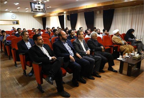 مراسم بزرگداشت روز سرباز در وزارت ارتباطات برگزار شد