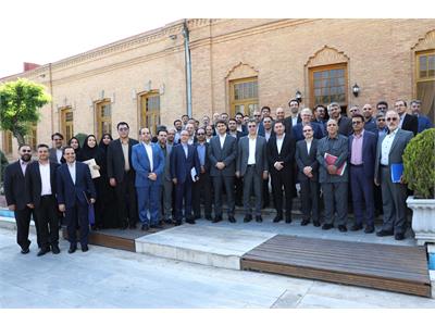 نشست مدیران کل ارتباطات و فناوری اطلاعات استانها با وزیر ارتباطات