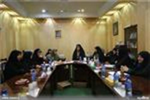 در نشست مولاوردی با فراکسیون زنان بررسی شد:لوایح و برنامه های در دستور کار معاونت/ احکام برنامه ششم توسعه