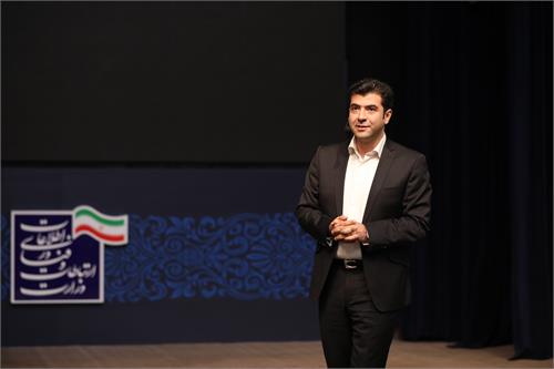 جز تحول دیجیتال انتخاب دیگری نداریم / دیر بجنبیم سهم خود در بازار را از دست می دهیم