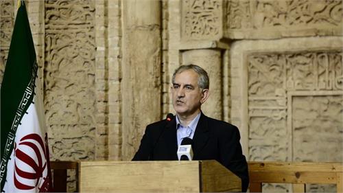 امضای تفاهم نامه ی ایجاد آزمایشگاه مجازی در شهرستان اردستان