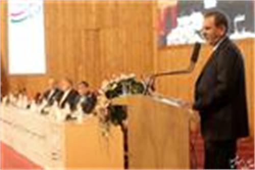 دکتر جهانگیری در همایش تبیین دستاوردهای فرهنگی دولت تدبیر و امید تصریح کرد: تقویت حس دولت داری درعرصه فرهنگ به نفع همه ارکان نظام است