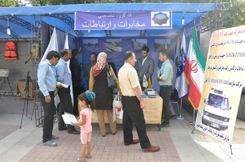 به مناسبت فرا رسیدن هفته ایمنی در برابر زلزله و بلایای طبیعی (19 الی 25 مهرماه) نمایشگاه دستاوردهای تخصصی مدیریت بحران استان افتتاح گردید.
