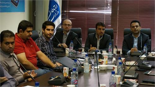 نشست بررسی طرح های ارائه شده در حوزه تولید نرم افزارهای تلفن همراه استان گلستان