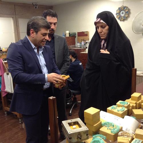 بازدید مولاوردی از کارخانه طلا و جواهرسازی
