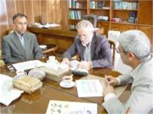 نشست وزیر ارتباطات و مدیرعامل شرکت مخابرات ایران با مدیرعامل و اعضای هیئت مدیره شرکت مخابرات استان تهران