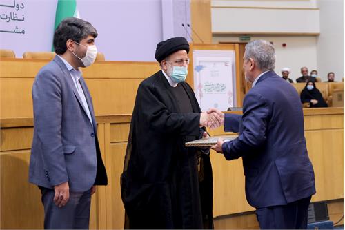 «شرکت ملی پست» موفق به کسب رتبه برتر «جشنواره شهید رجایی» شد