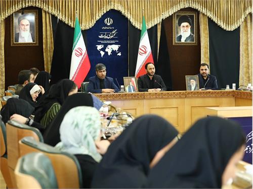 در دولت سیزدهم سرعت اینترنت همراه 71 درصد و اینترنت ثابت 65 درصد رشد داشت/ افزایش ظرفیت شبکه مادر ارتباطی به اندازه سه دهه گذشته/ پروژه فیبرنوری منازل و کسب و کارها روز شنبه در خراسان شمالی افتتاح می شود