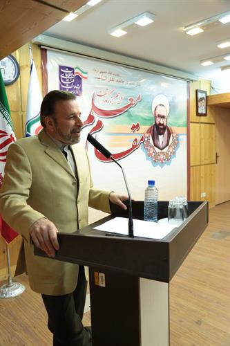 دکتر واعظی: توفیق علمی در هر جامعه ای درگرو ارج نهادن به صاحبان  اندیشه است