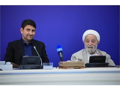 شورای معاونین وزارت ارتباطات با حضور رئیس ستاد اقامه نماز