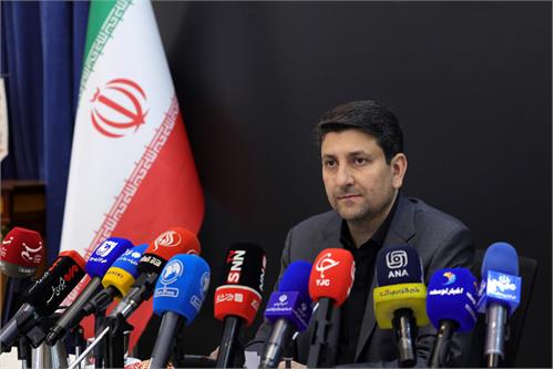 ارایه اینترنت رایگان، رومینگ بهبود‌یافته و بسته‌های ارتباطی ویژه زائران اربعین / ظرفیت‌های ارتباطی ایران و عراق افزایش یافت