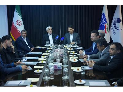 بازدید معاون اول رییس جمهور از سازمان فضایی ایران