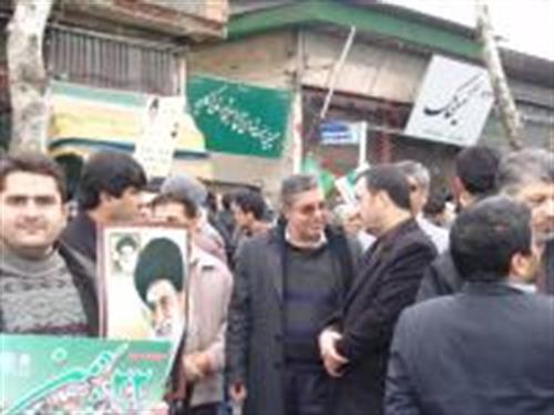 حضور  مدیر کل و کارکنان اداره ارتباطات و فناوری اطلاعات گلستان در راهپیمایی 22بهمن