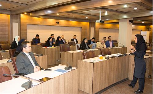 آشنائی با مبانی مدیریت منابع انسانی برای مدیران غیر منابع انسانی