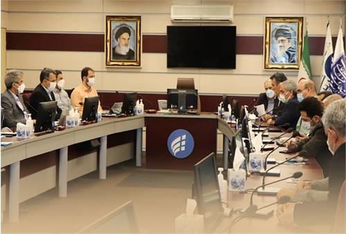 تحویل ۱۳ پروژه پژوهشی به شرکت ارتباطات زیرساخت
