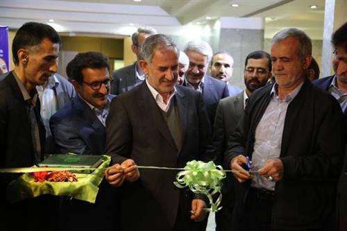 نمایشگاه دستاوردهای وزارت ارتباطات و فناوری اطلاعات در مجلس افتتاح شد