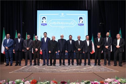 محدودیت ها، امروزه در فضای مجازی اثر‌ ندارد/ محدودیت ها، تنها هزینه مصرف کننده را بالا برده و باعث فرار امنیتی شده است/ متاسفانه قوانینی در چهار دهه گذشته تصویب شده که همه اذعان دارند باید لغو شود