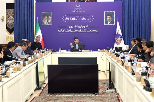 استقلال مالی پیام‌رسان‌های داخلی در اولویت قرار گیرد