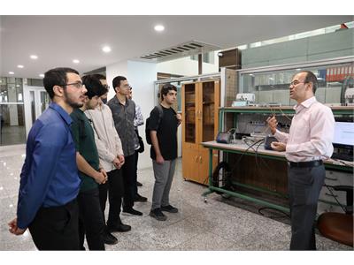 تقدیر وزیر ارتباطات از نفرات برتر کنکور رشته ریاضی