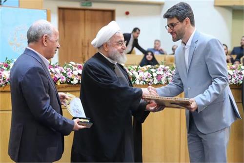 شرکت ارتباطات زیرساخت موفق به کسب رتبه برتر جشنواره شهید رجایی شد