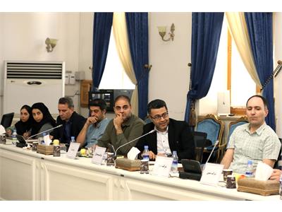 جلسه هم اندیشی چالش های کسب و کارهای حوزه اقتصاد دیجیتال