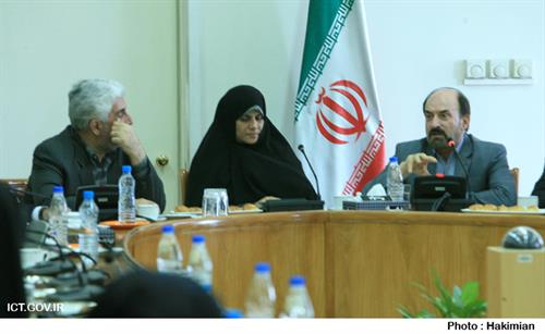 وزیر ارتباطات و فناوری اطلاعات:آماده همکاری با دانشگاه تهران برای راه اندازی سیستم عامل بومی داخلی هستیم