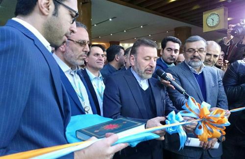دکتر واعظی 22 پروژه همراه اول را افتتاح کرد / 186 میلیارد تومان کسب درآمد تیم های مطرح ورزشی از ICT